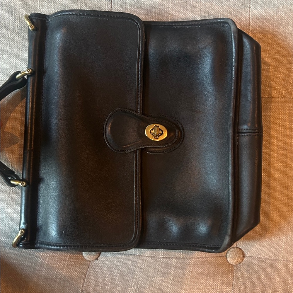 Coach Vintage Willis Bag in Black Style No. HNC 9927 - Picture 6 of 12